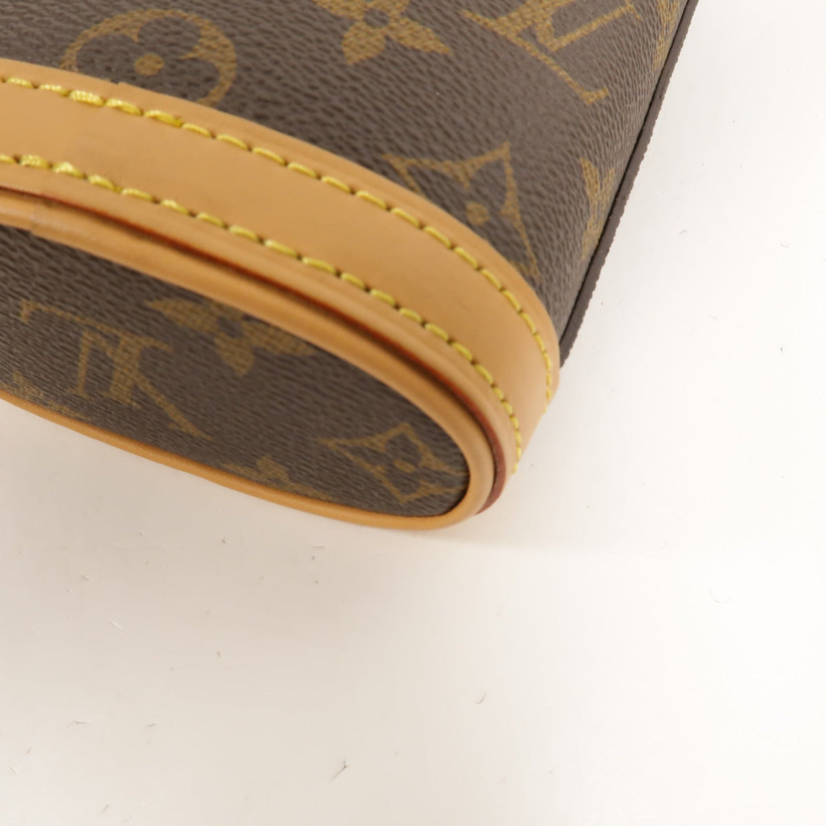 Louis Vuitton Fold Me Pouch · Monogram