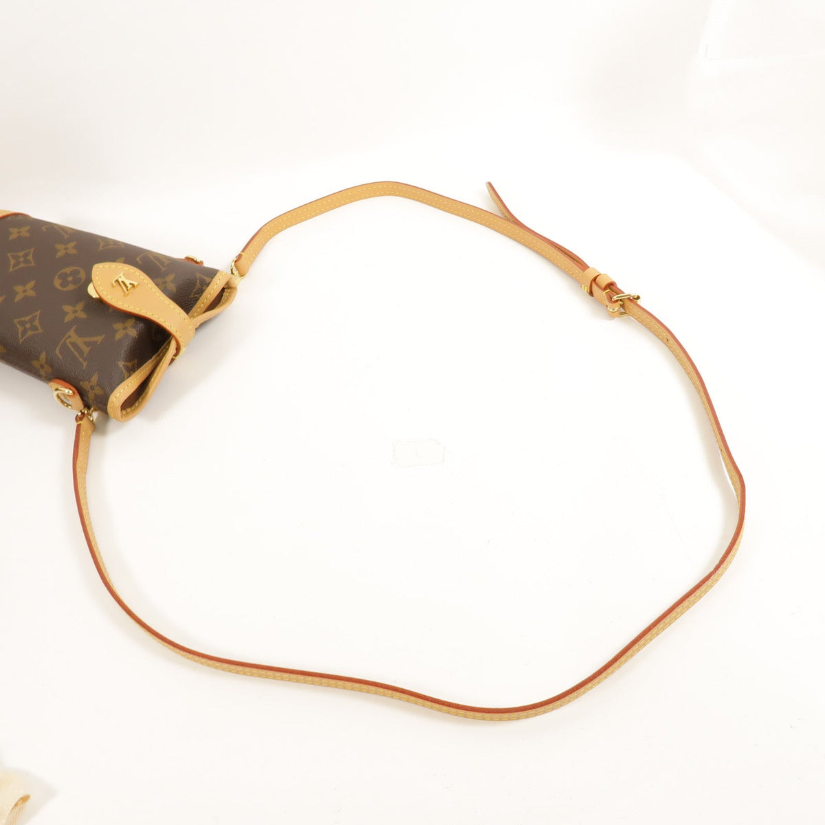 Louis Vuitton Fold Me Pouch · Monogram