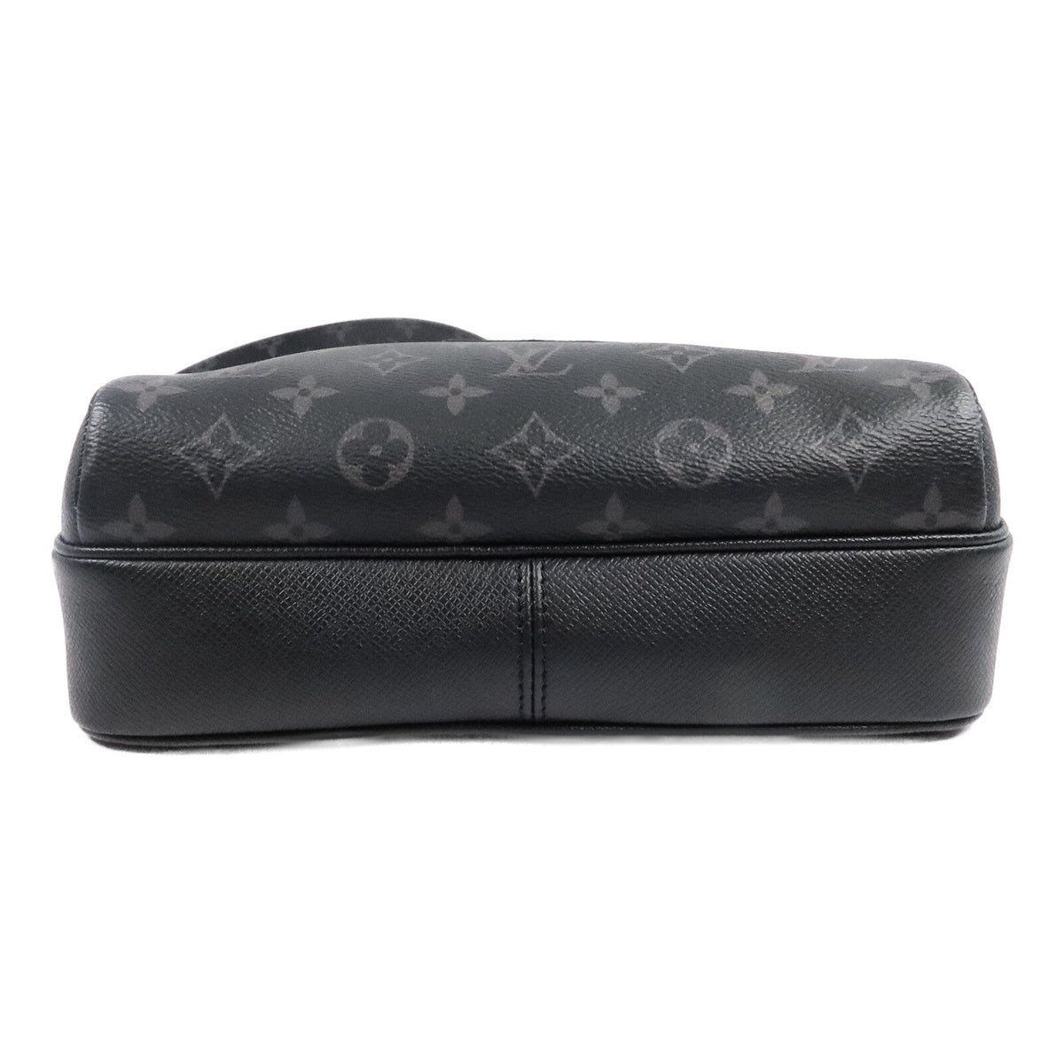 Louis Vuitton Outdoor · Monogram Eclipse