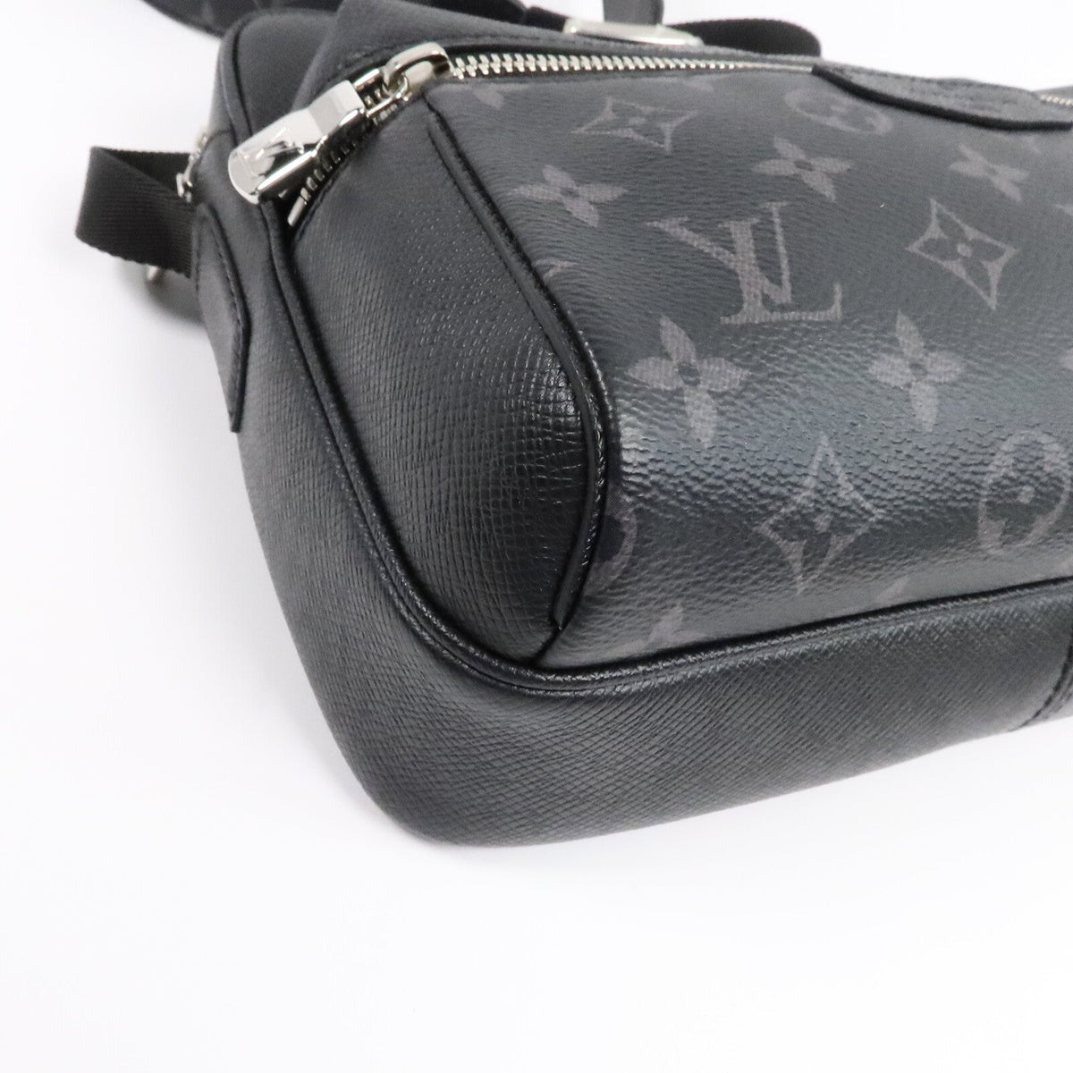 Louis Vuitton Outdoor · Monogram Eclipse