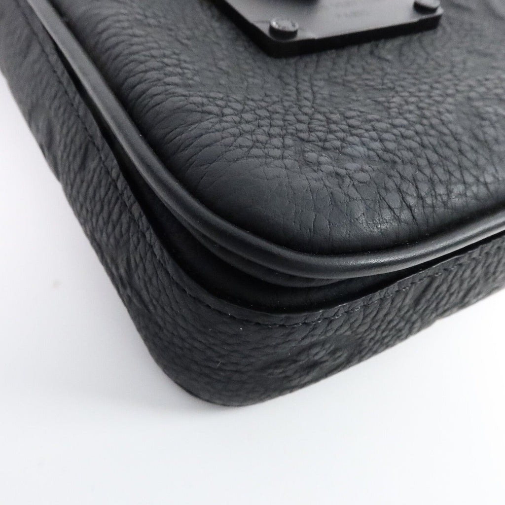 Louis Vuitton S-Lock · Monogram Taurillon