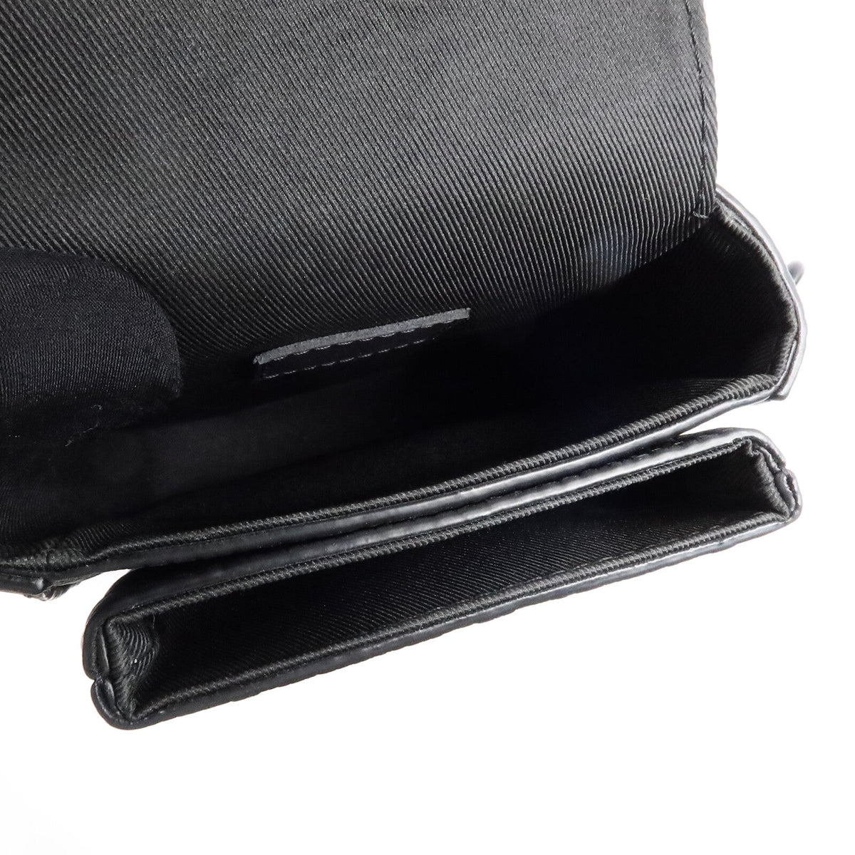 Louis Vuitton S-Lock · Monogram Taurillon