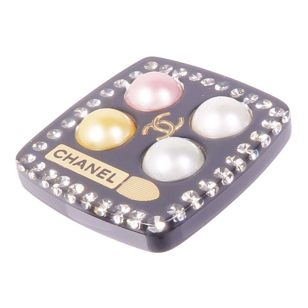 Chanel CC Brooch · Metal & PVC