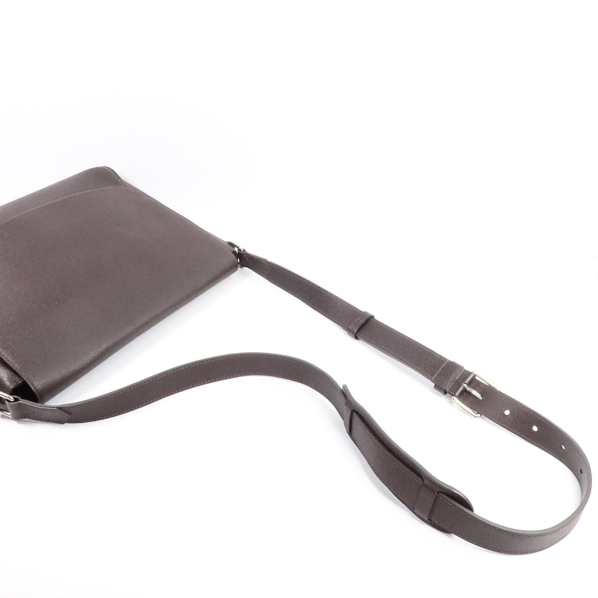 Louis Vuitton Roman PM · Taiga Leather