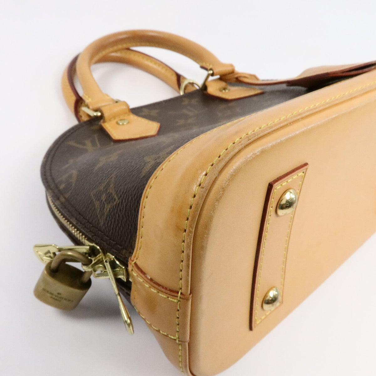 Louis Vuitton Alma BB · Monogram