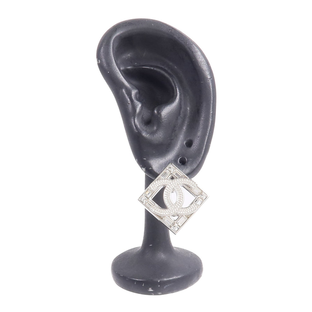Chanel CC Earrings · Silver