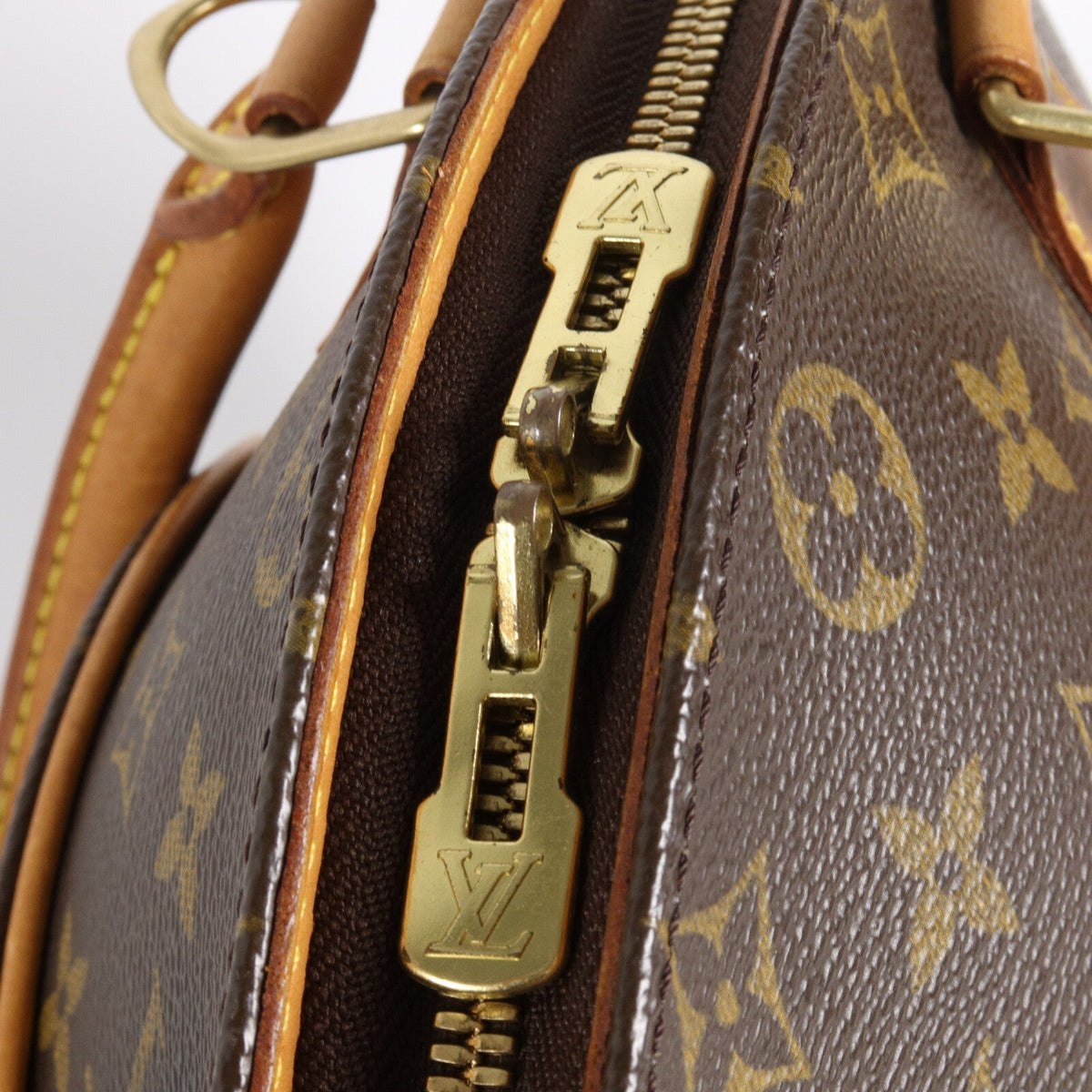 Louis Vuitton Ellipse MM · Monogram