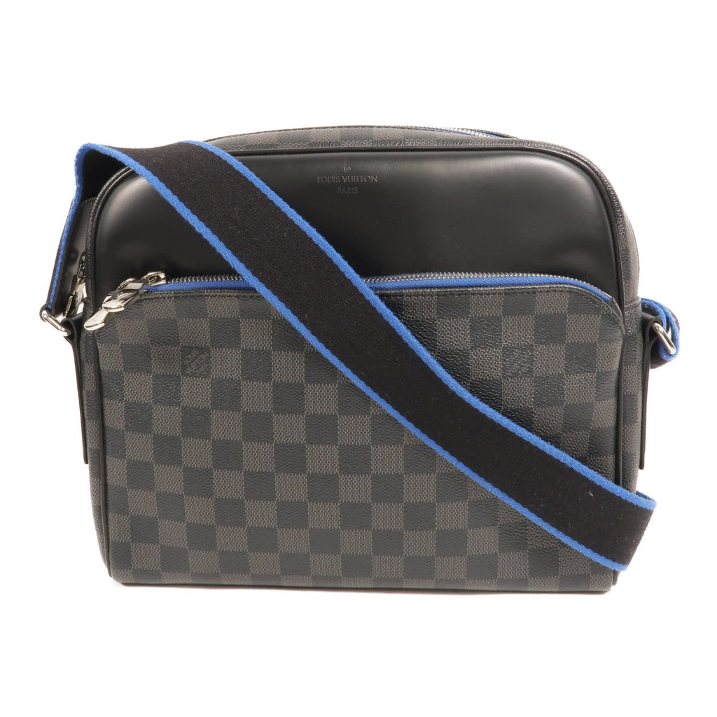 Louis Vuitton Dayton PM · Damier Graphite