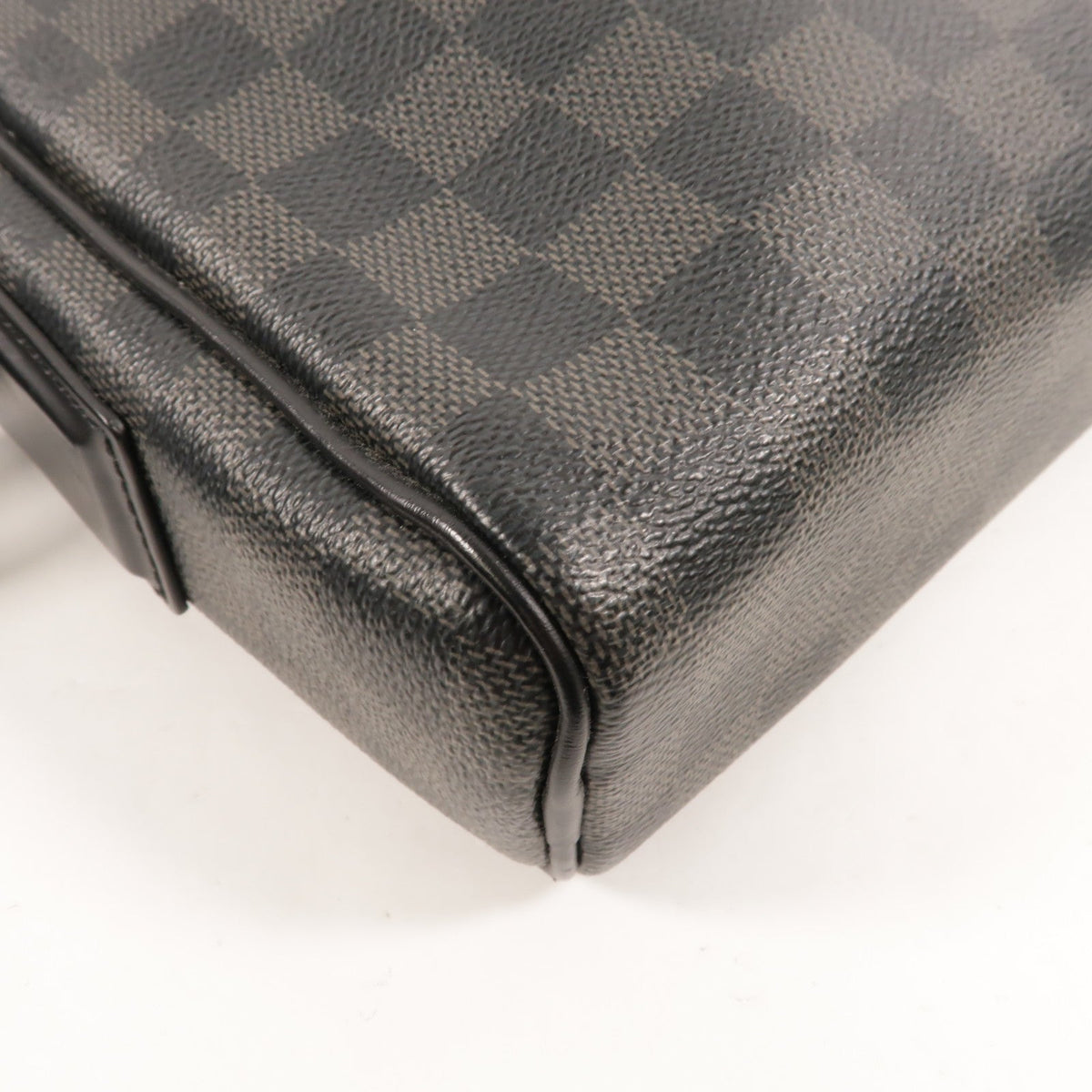 Louis Vuitton Dayton PM · Damier Graphite
