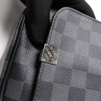Louis Vuitton District MM · Damier Graphite