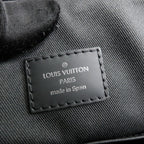 Louis Vuitton District MM · Damier Graphite