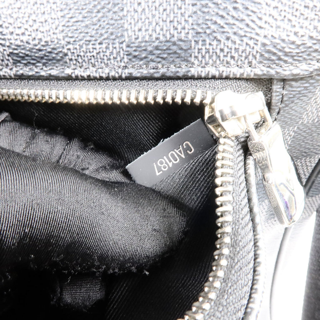 Louis Vuitton District MM · Damier Graphite