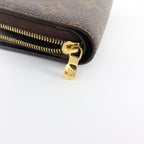 Louis Vuitton Lou · Monogram Reverse