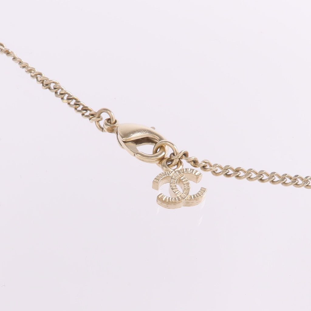 Chanel CC Necklace · Metal · Coral
