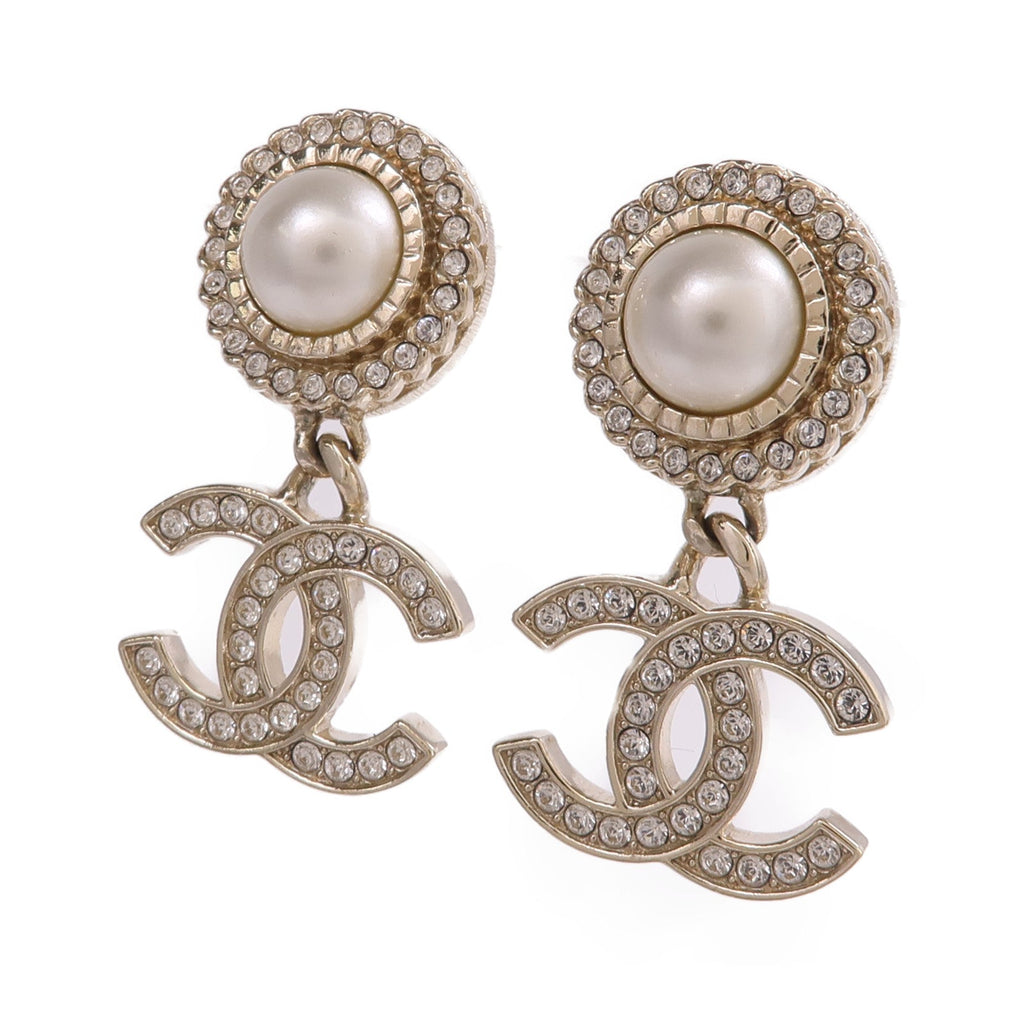 CHANEL CC Earrings · Metal