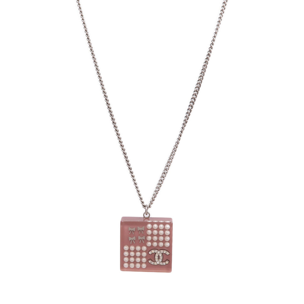 CHANEL CC Necklace · Resin