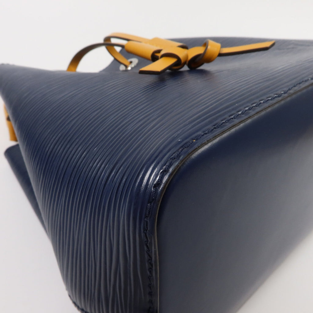 Louis Vuitton Neo Noe BB · Epi Leather
