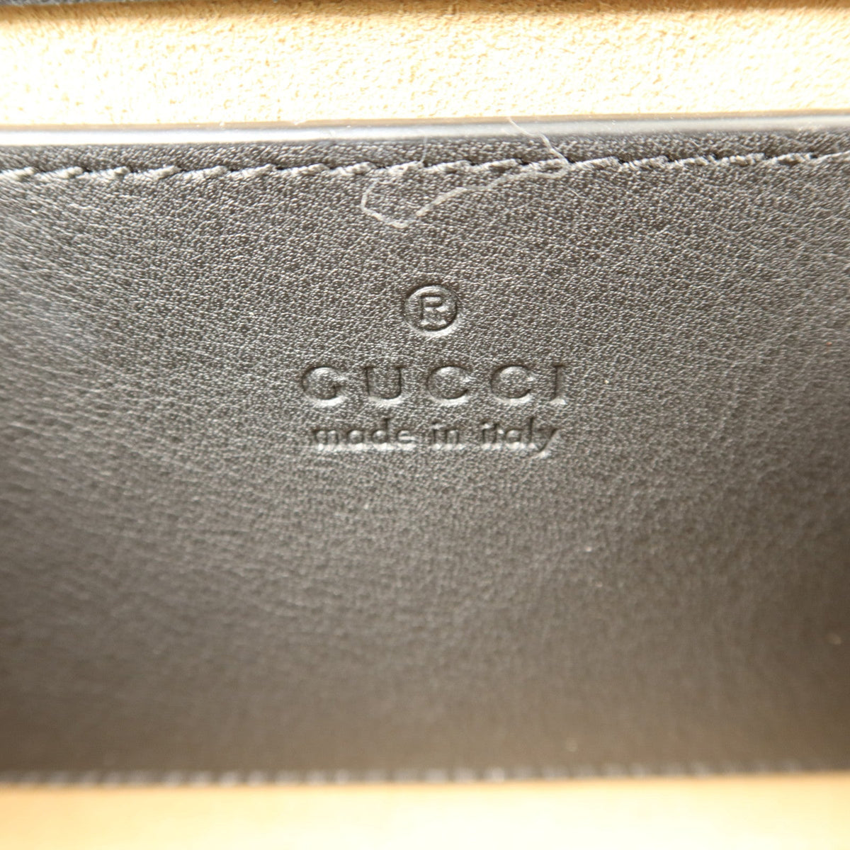 Gucci Padlock · GG Supreme