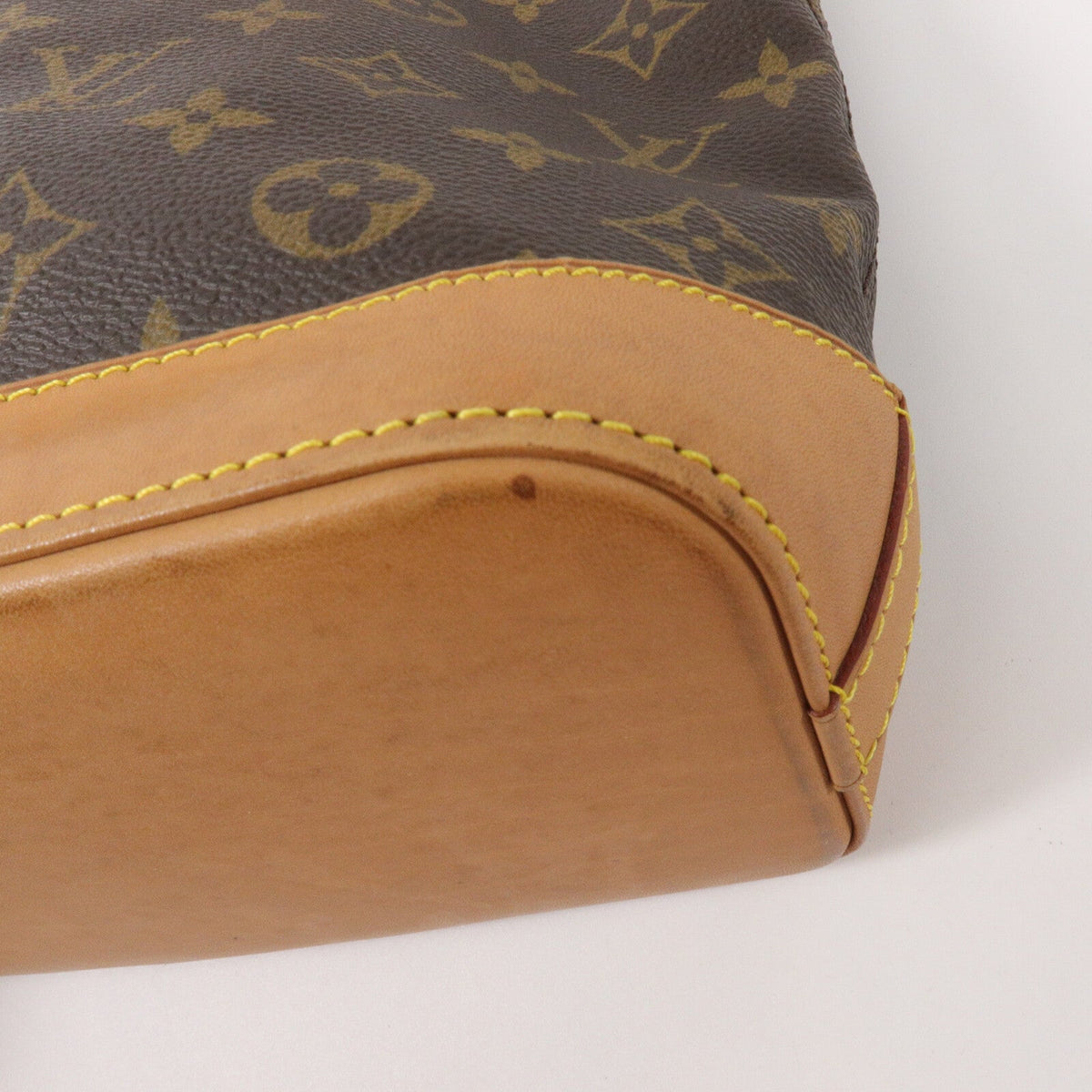 Louis Vuitton Lockit Vertical · Monogram