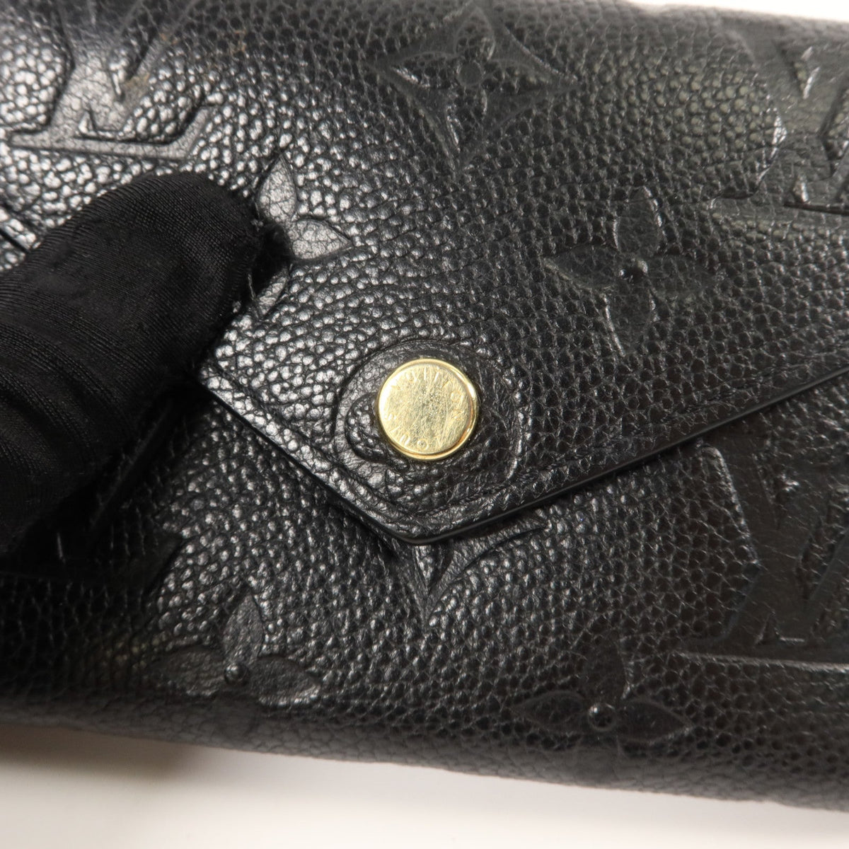 Louis Vuitton Victorine · Monogram Empreinte