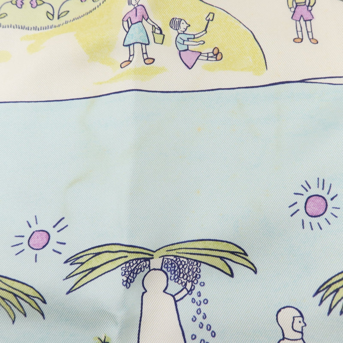Hermès Silk Carré · 90cm