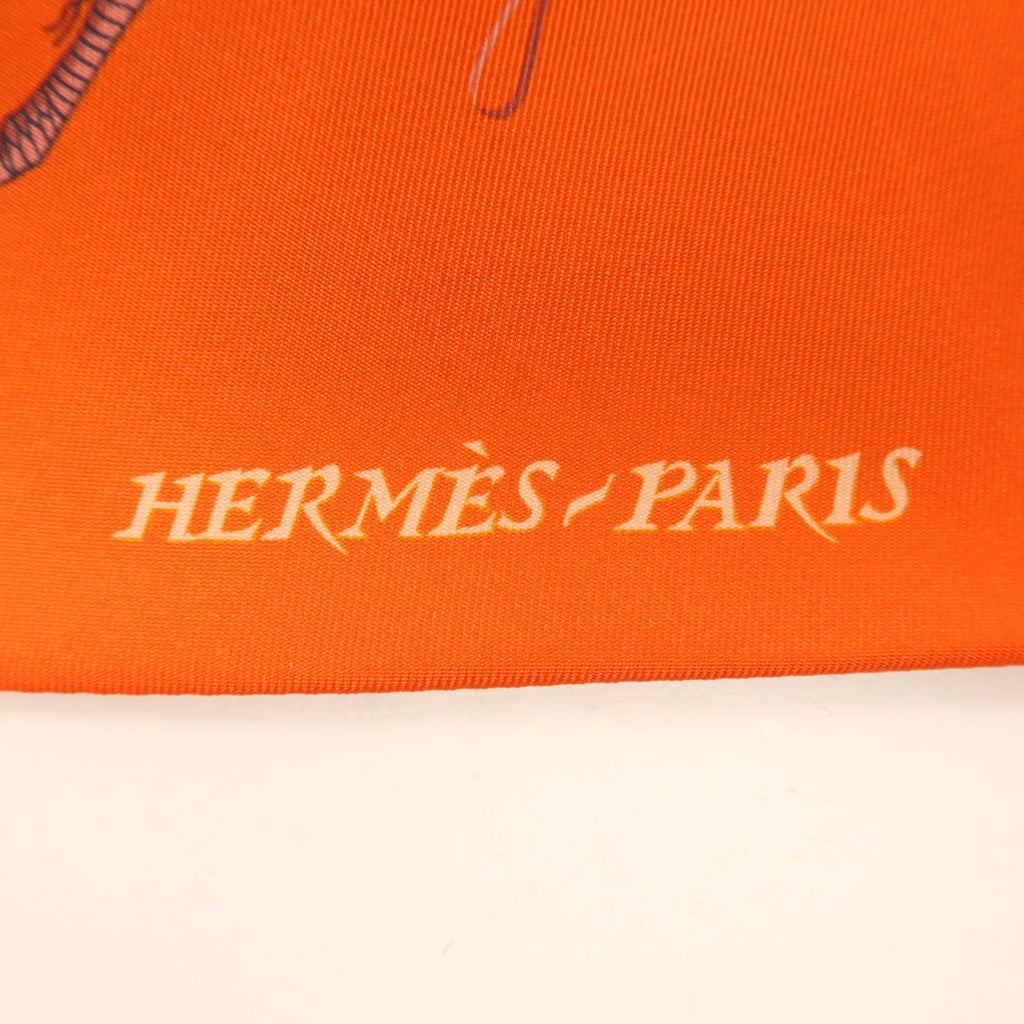 Hermès Maxi Twilly · Silk