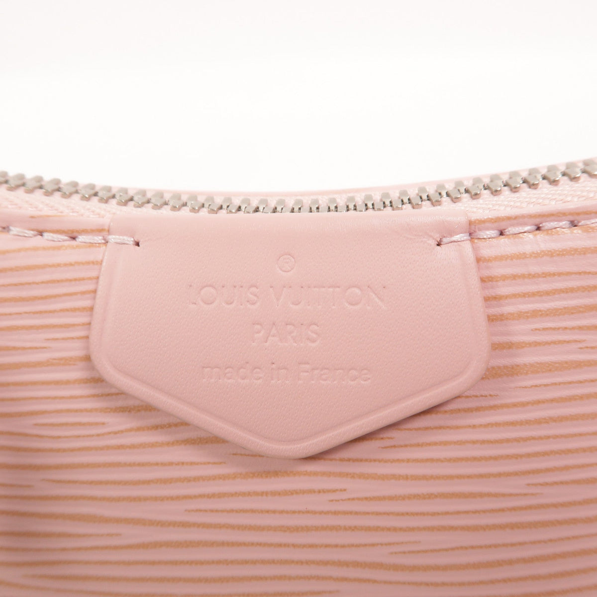 Louis Vuitton Easy Pouch · Epi Calfskin