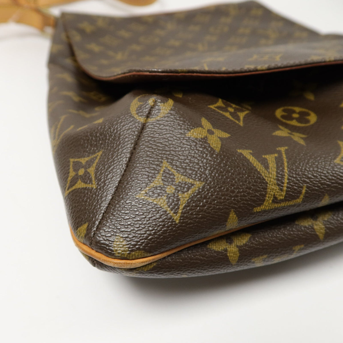 Louis Vuitton Musette · Monogram