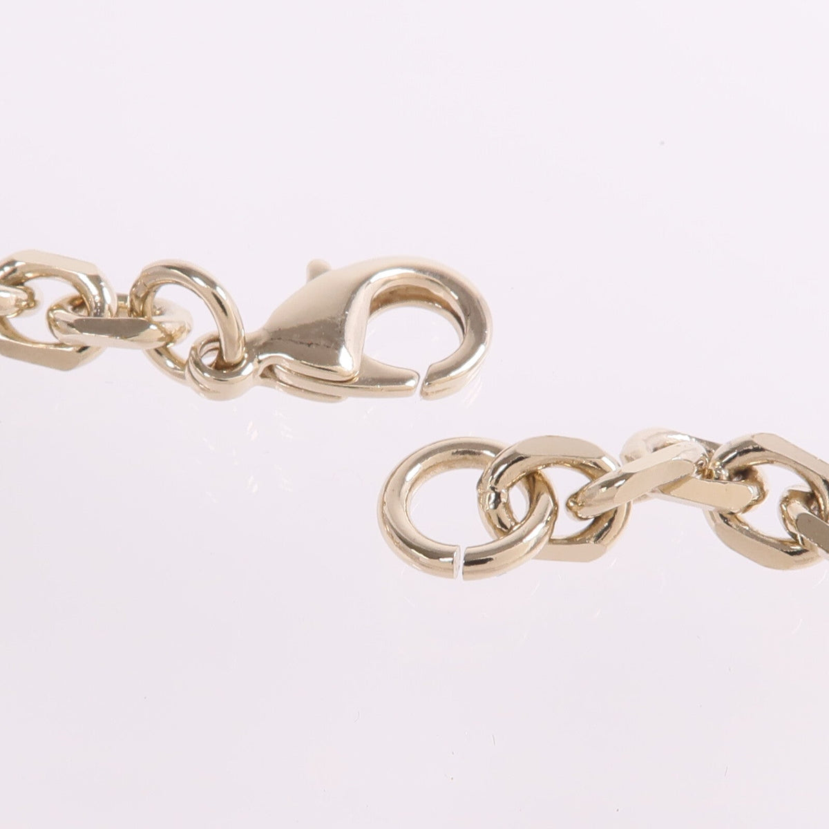 Chanel CC · Metal Necklace