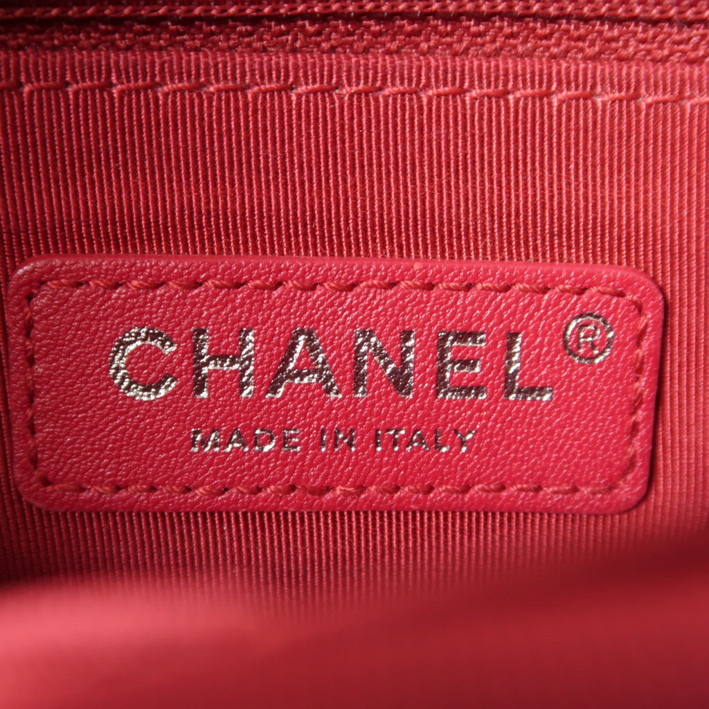 Chanel Gabrielle Large · Calfskin