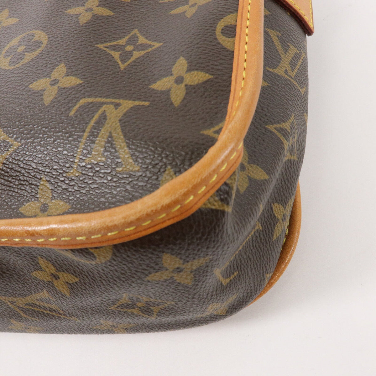 Louis Vuitton Bosphore · Monogram