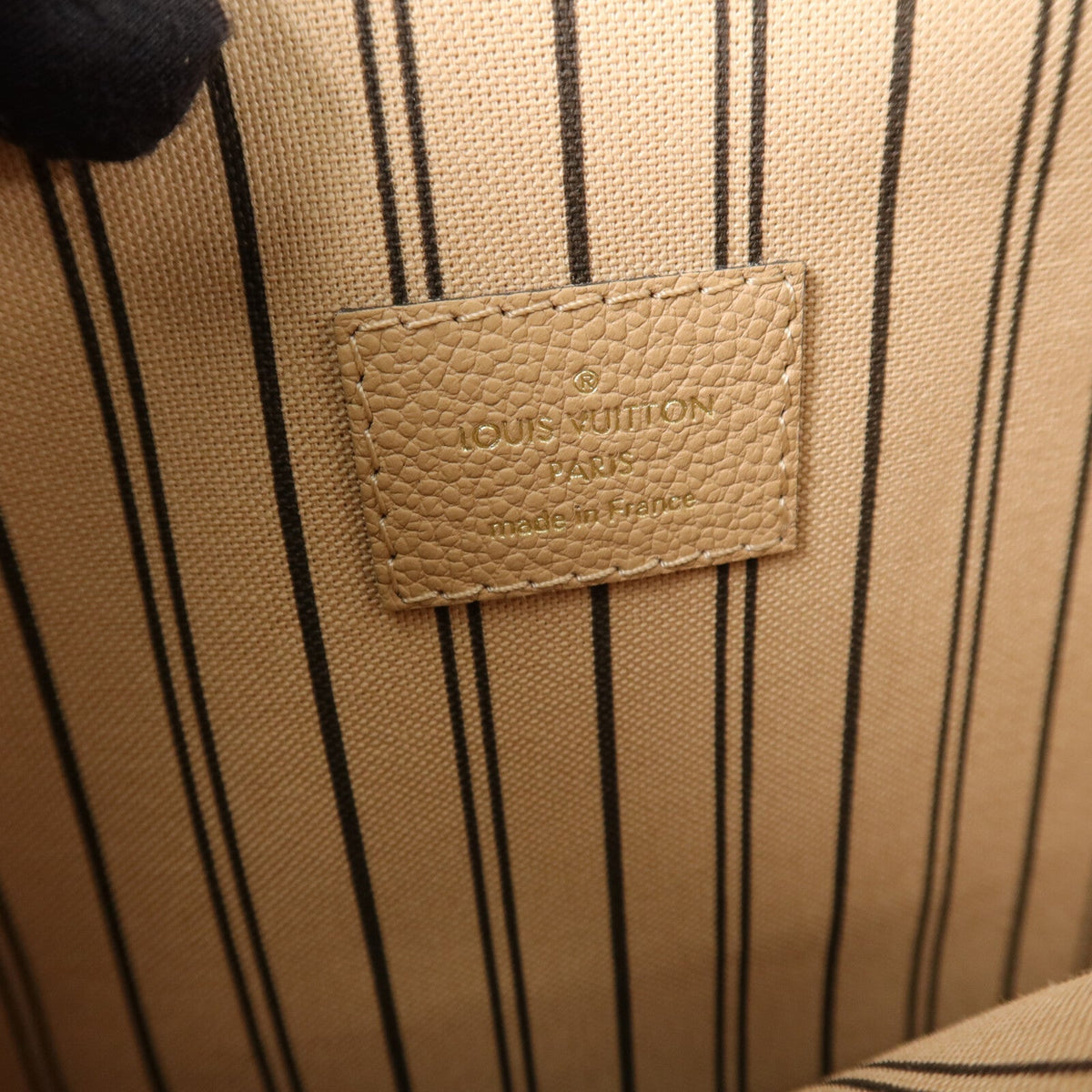 Louis Vuitton Pochette Metis · Empreinte