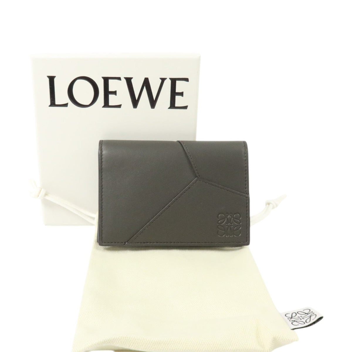 Loewe Puzzle · Calfskin Card Holder