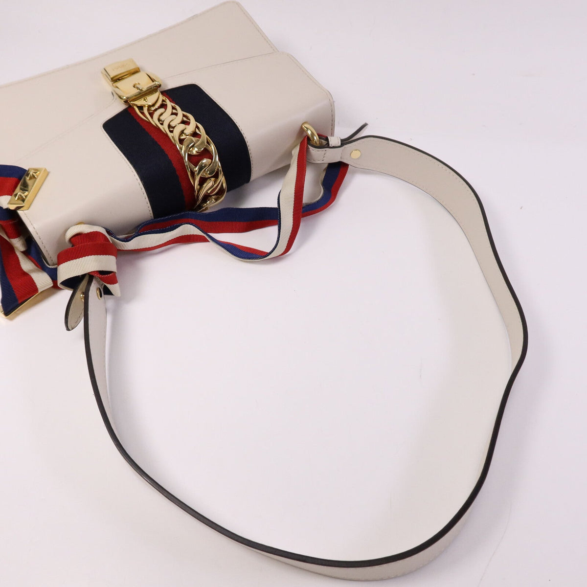 Gucci Sylvie · Calfskin
