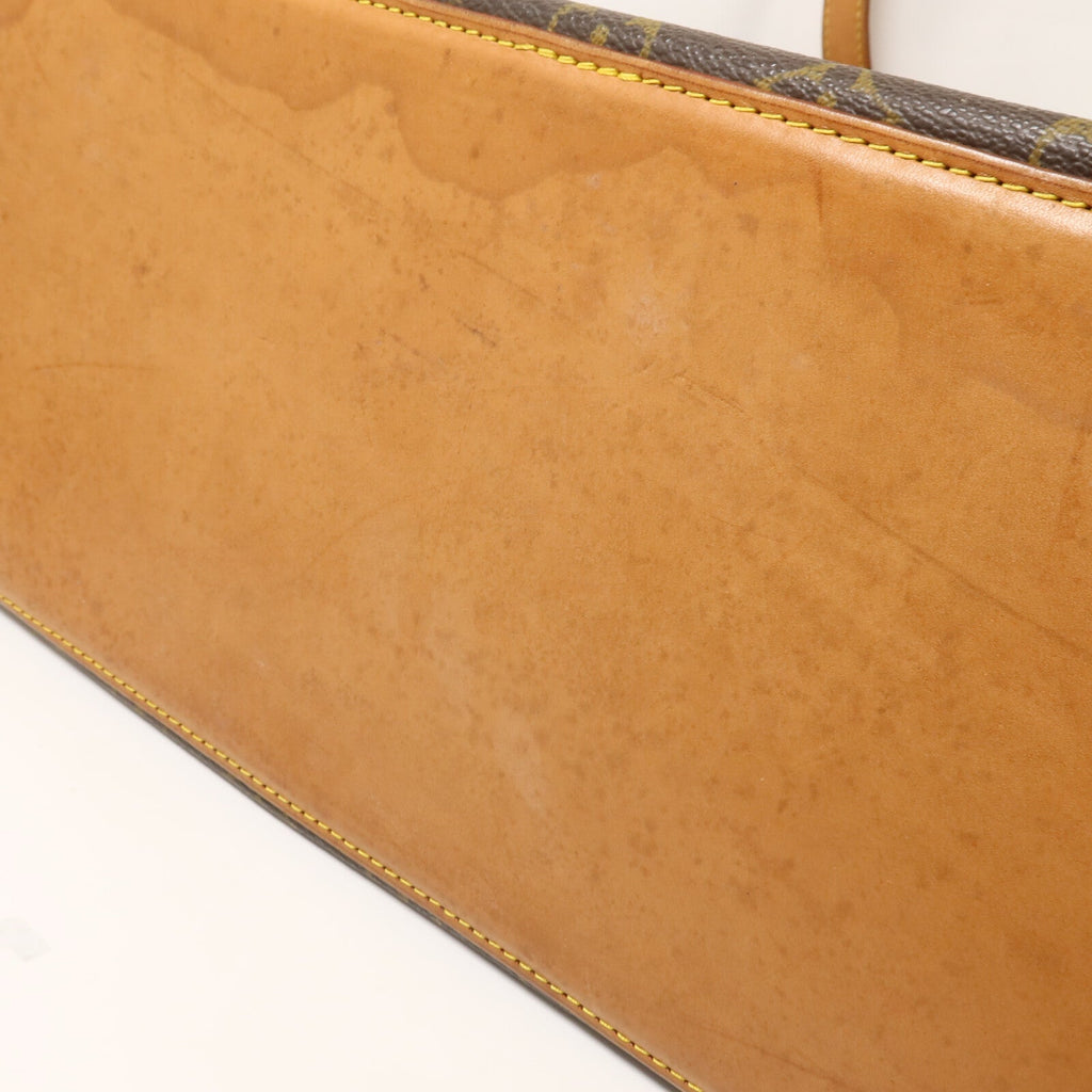 Louis Vuitton Cabas Mezzo · Monogram