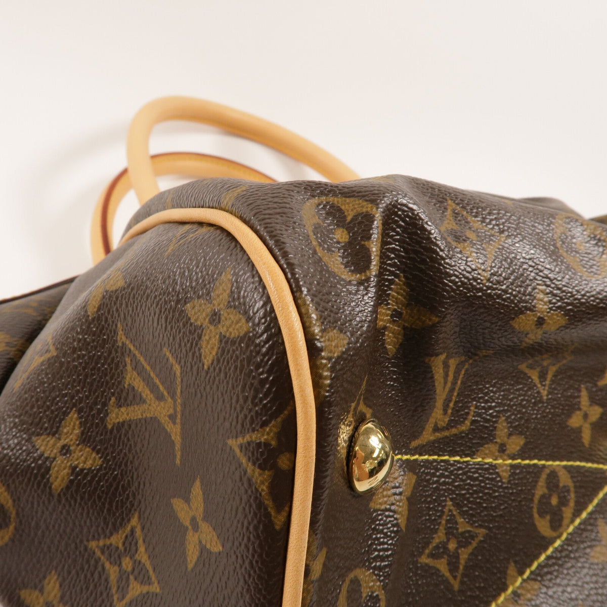 Louis Vuitton Tivoli PM · Monogram Canvas