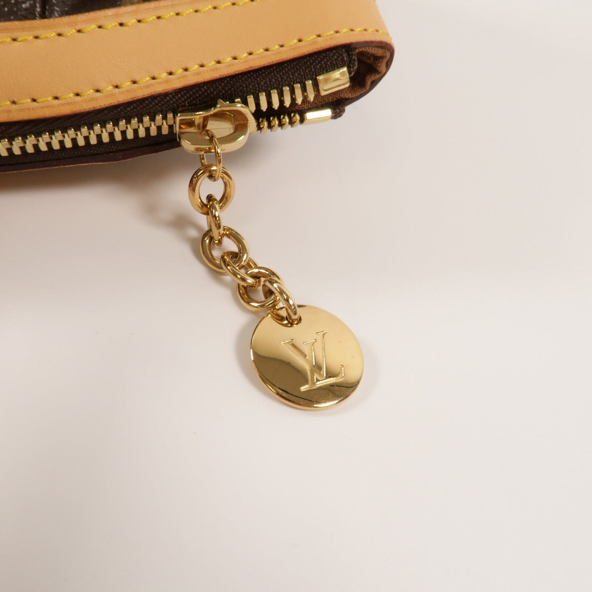 Louis Vuitton Tivoli PM · Monogram Canvas