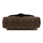 Louis Vuitton Messenger · Monogram Macassar