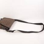 Louis Vuitton Messenger · Monogram Macassar