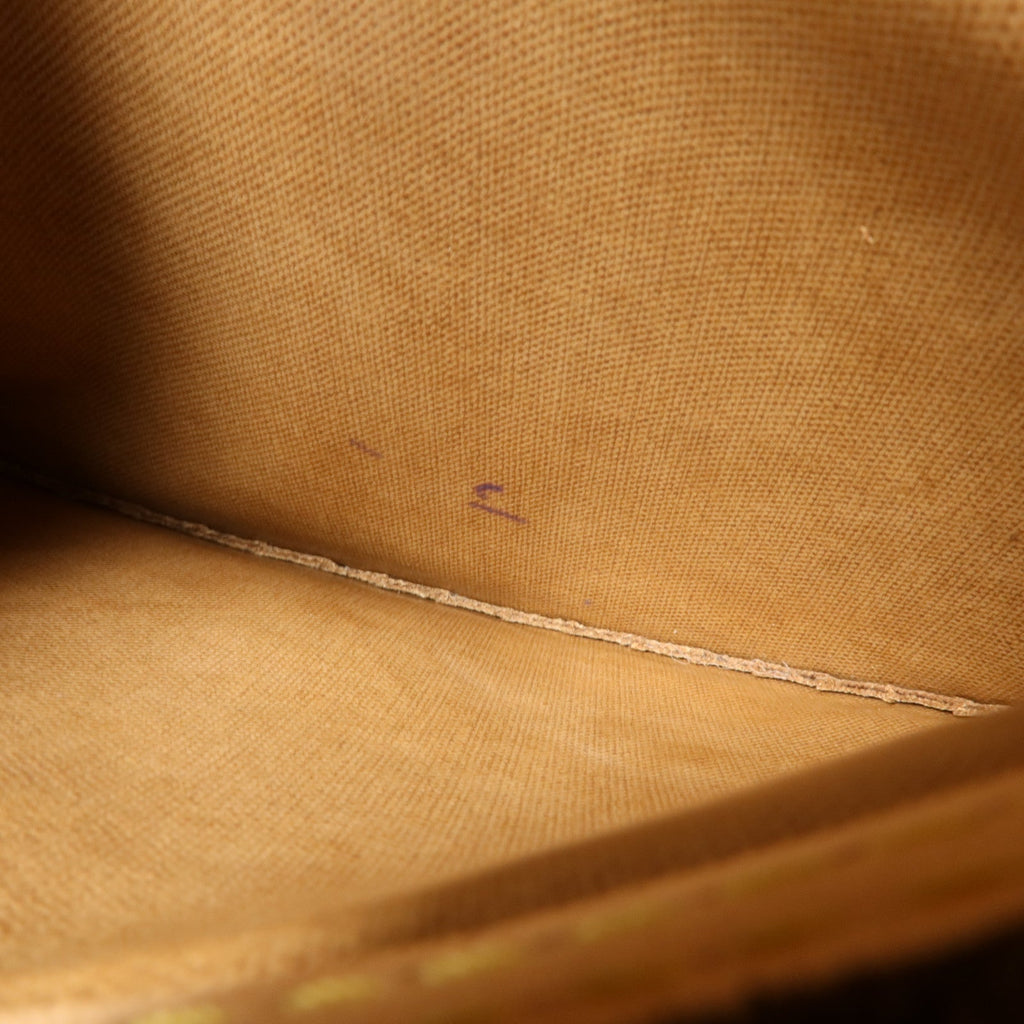 Louis Vuitton Montorgueil GM · Monogram