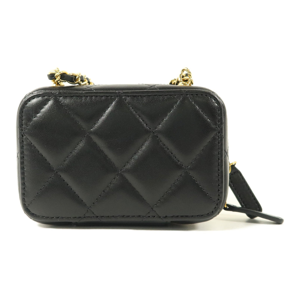 Chanel CC Clutch With Chain · Lambskin