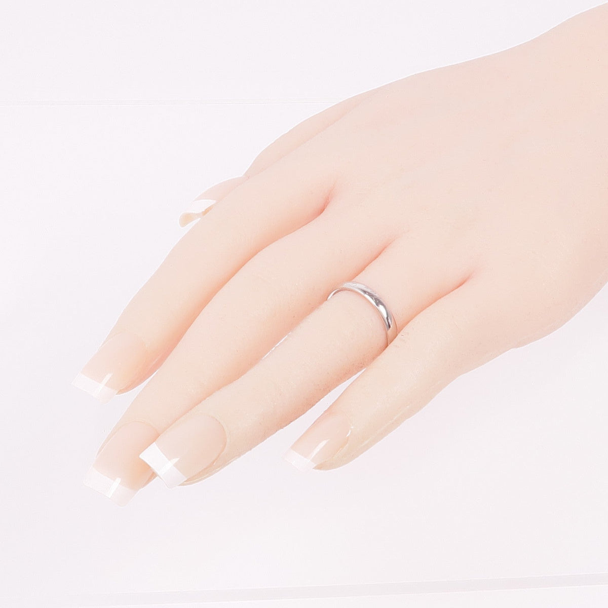Van Cleef & Arpels Tendrement · Platinum