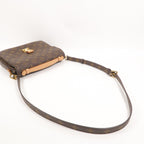 Louis Vuitton Pochette Metis · Monogram