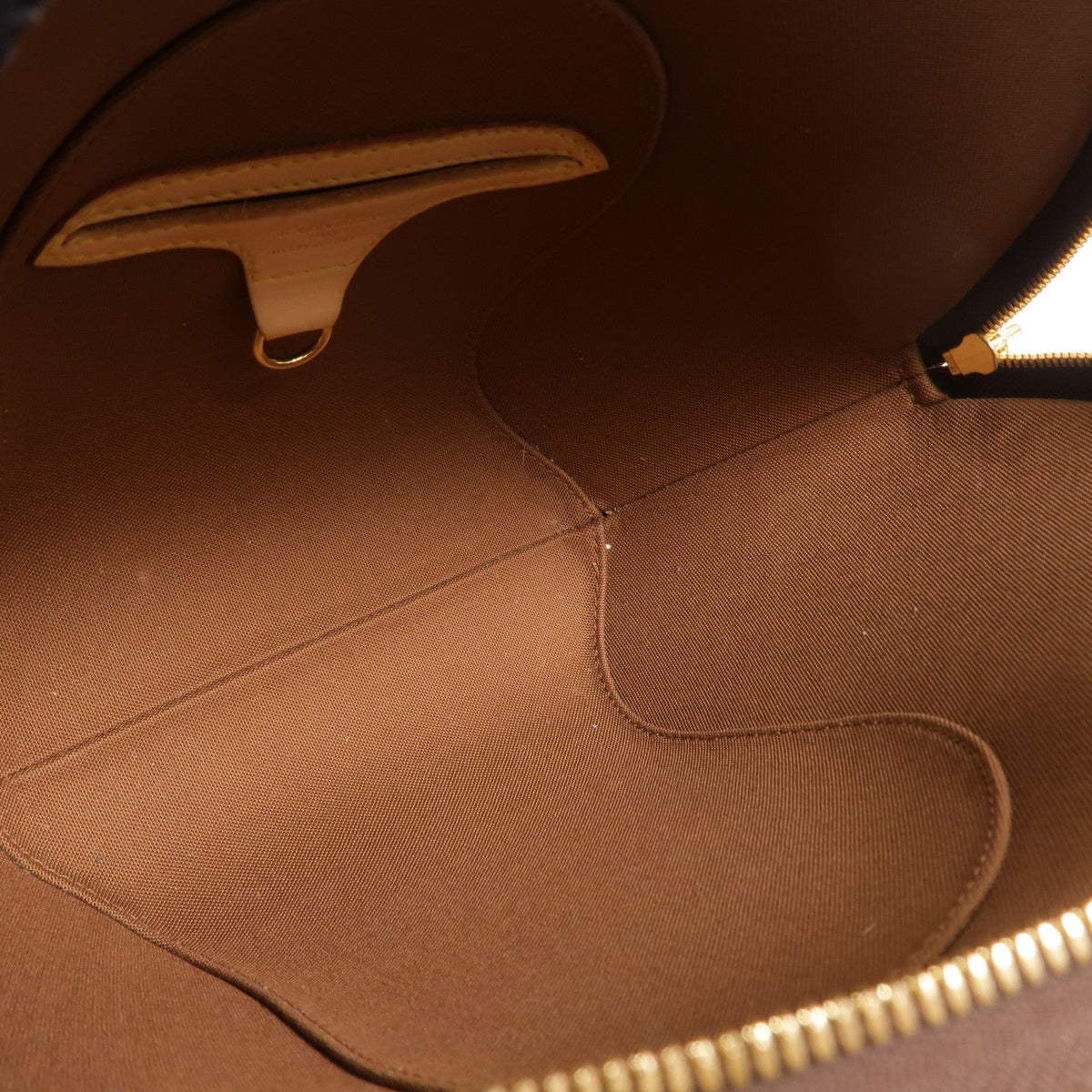 Louis Vuitton Ellipse MM · Monogram