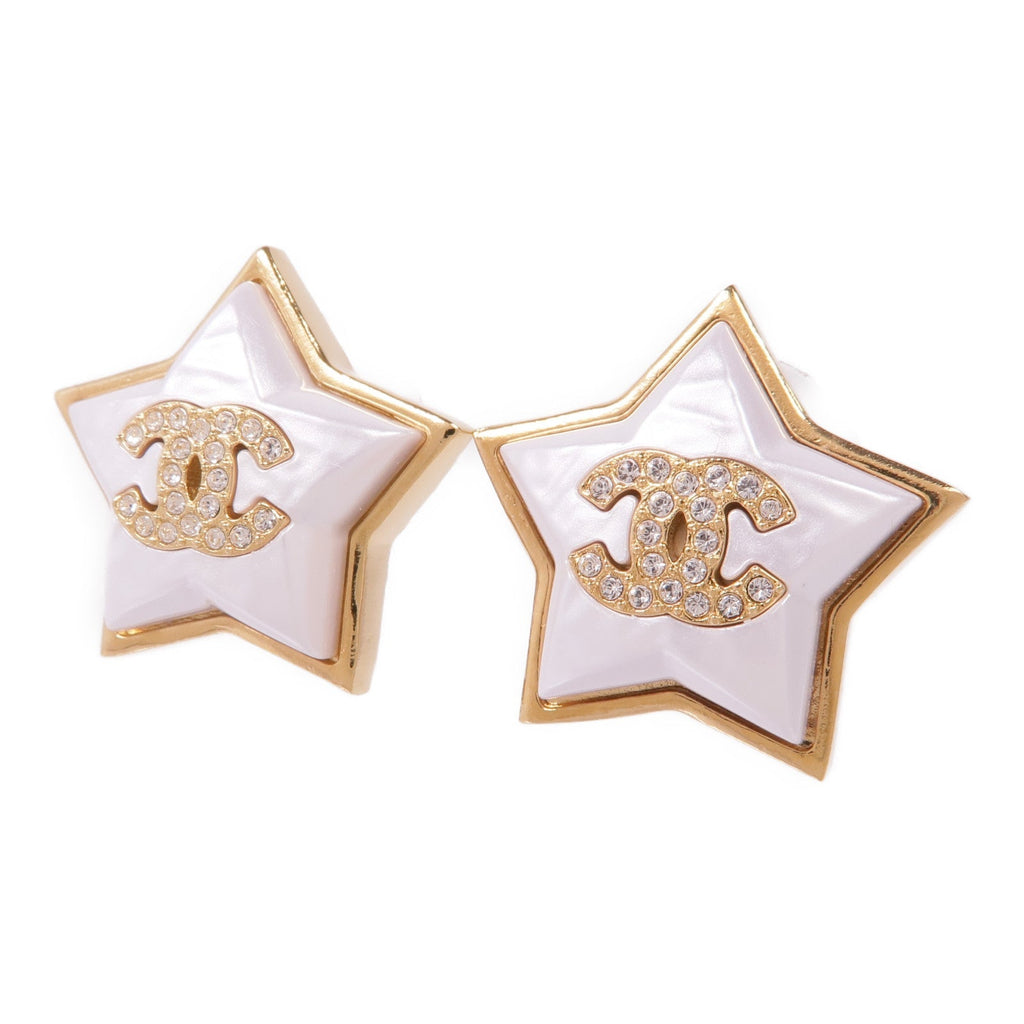 Chanel CC · Pearl Earrings · Gold