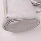 Louis Vuitton Chalk Nano · Monogram
