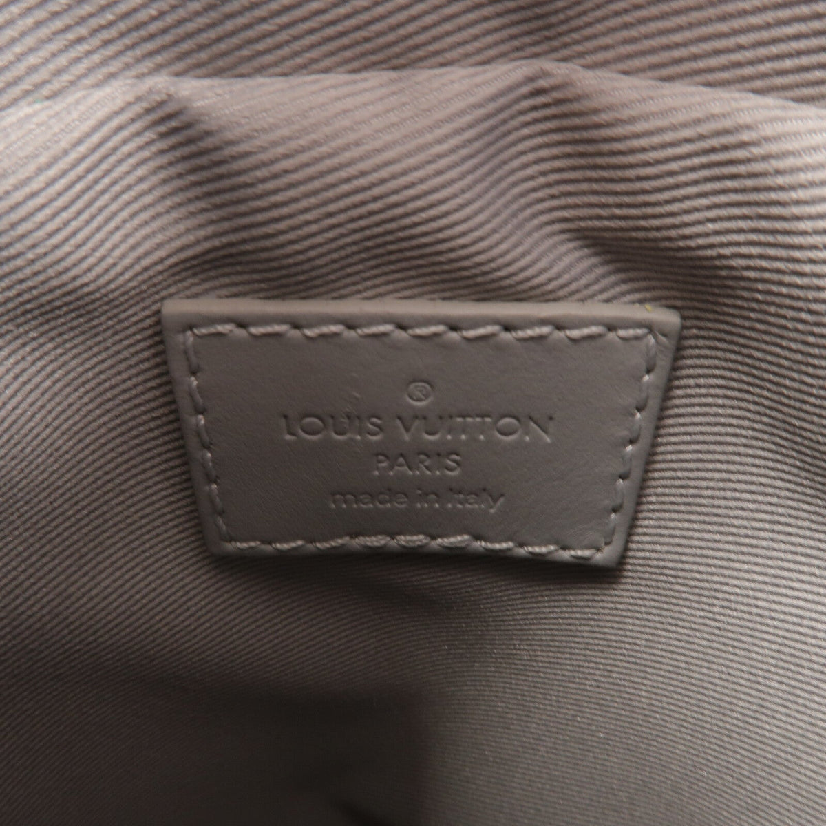 Louis Vuitton Chalk Nano · Monogram