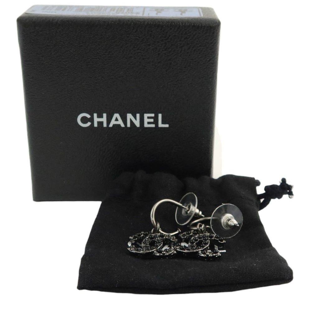 CHANEL CC Earrings · Metal