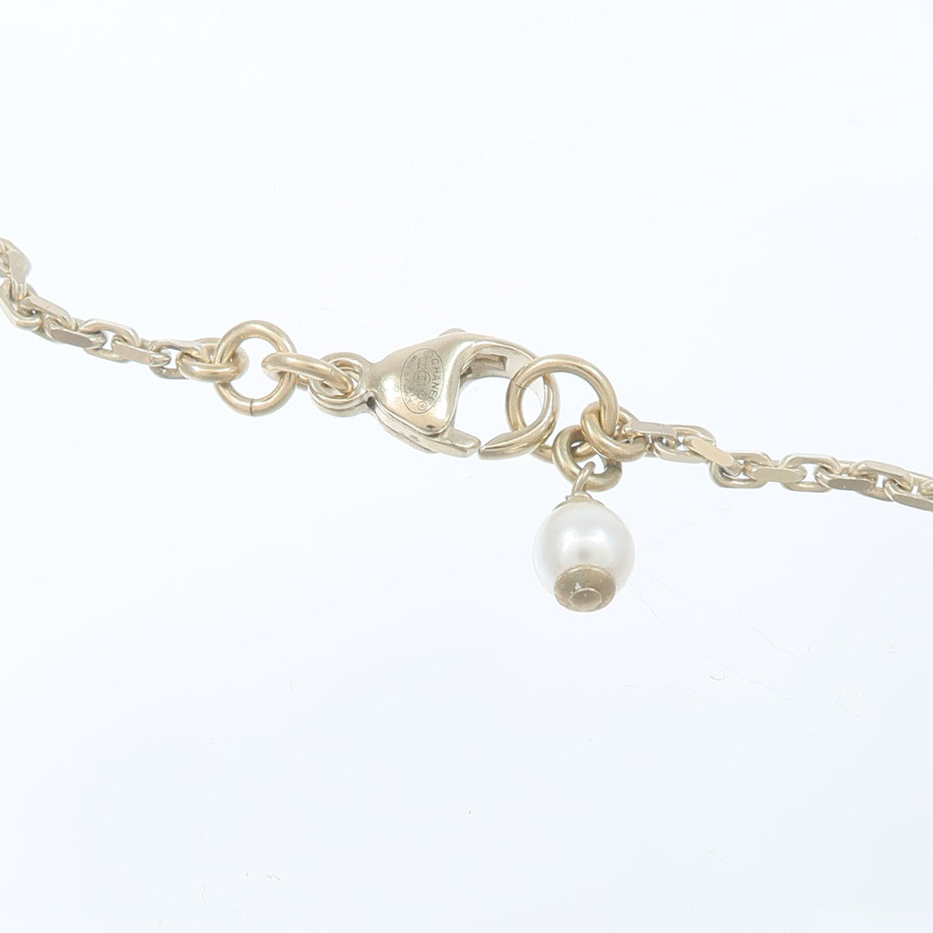 Chanel CC Necklace · Metal