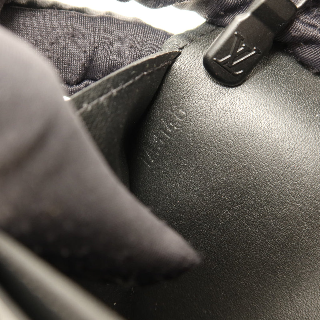 Louis Vuitton Portefeuille Brazza · Calfskin